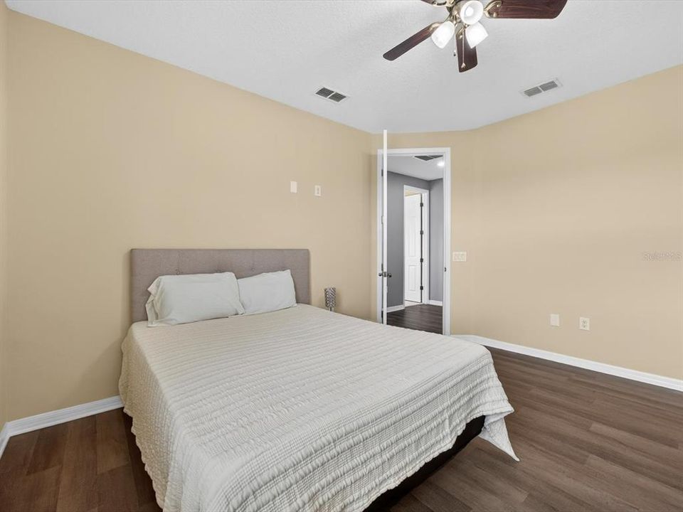 На продажу: $624,990 (6 спален, 4 ванн, 4303 Квадратных фут)