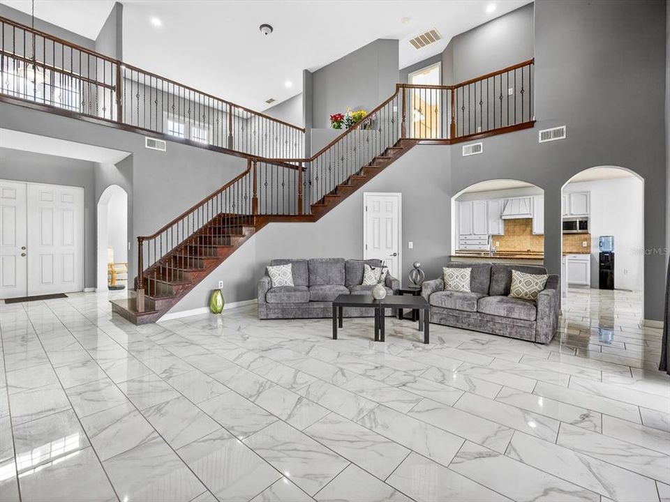 На продажу: $624,990 (6 спален, 4 ванн, 4303 Квадратных фут)