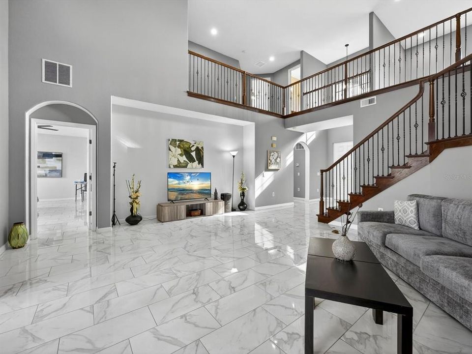 На продажу: $624,990 (6 спален, 4 ванн, 4303 Квадратных фут)