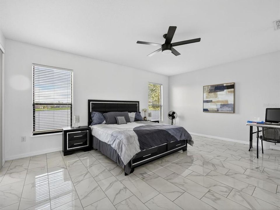 На продажу: $624,990 (6 спален, 4 ванн, 4303 Квадратных фут)