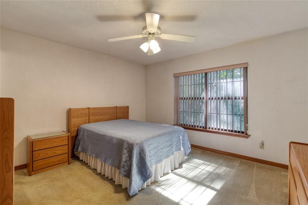 En Venta: $235,000 (2 camas, 2 baños, 1154 Pies cuadrados)