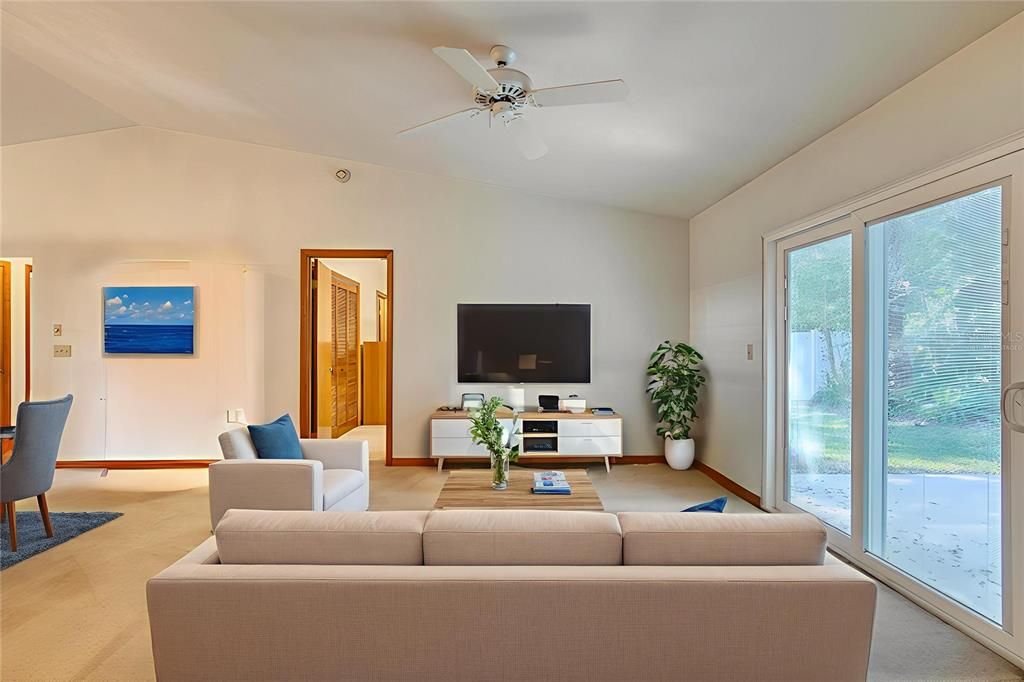 En Venta: $235,000 (2 camas, 2 baños, 1154 Pies cuadrados)