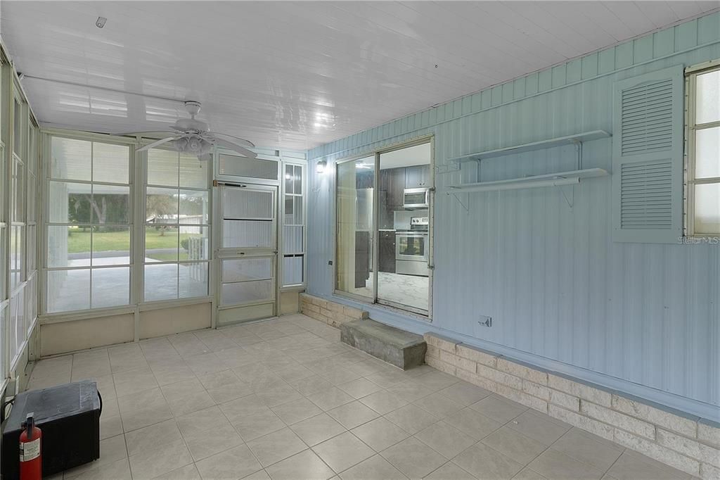 待售: $179,000 (3 贝兹, 2 浴室, 1416 平方英尺)