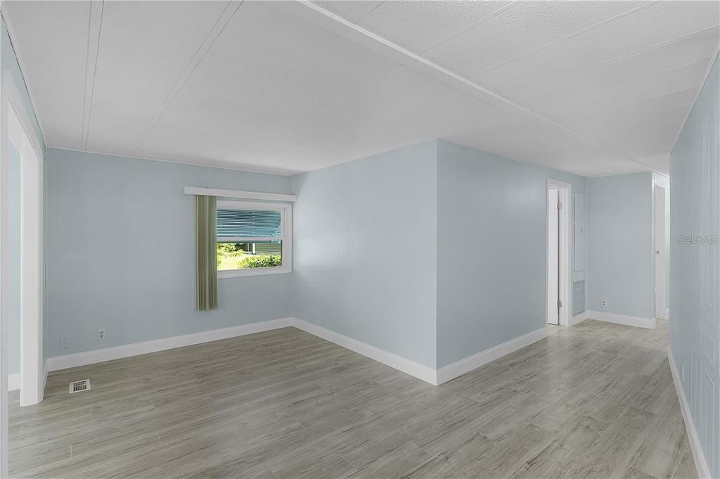 待售: $179,000 (3 贝兹, 2 浴室, 1416 平方英尺)