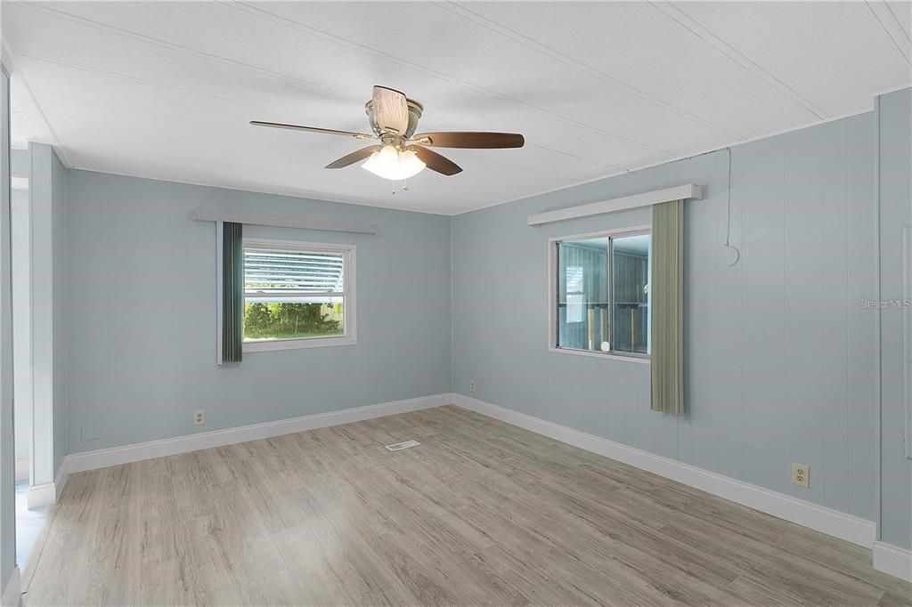 待售: $179,000 (3 贝兹, 2 浴室, 1416 平方英尺)