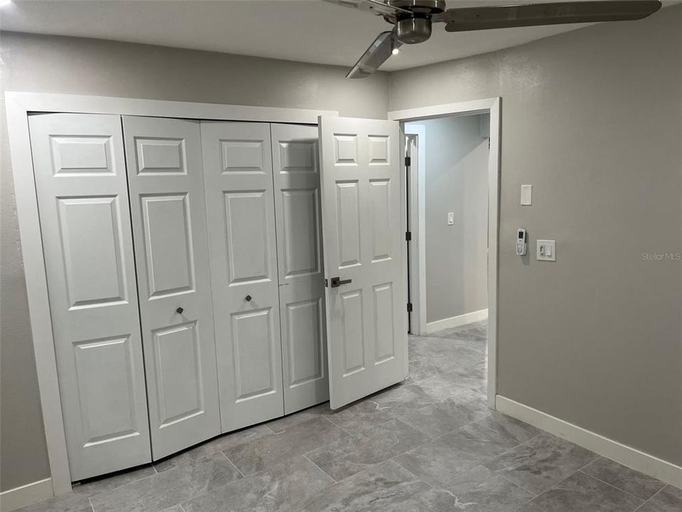 出租: $2,100 (2 贝兹, 1 浴室, 550 平方英尺)