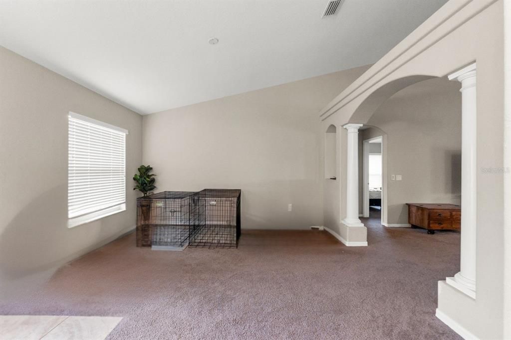 For Sale: $395,900 (4 beds, 2 baths, 2163 Square Feet)