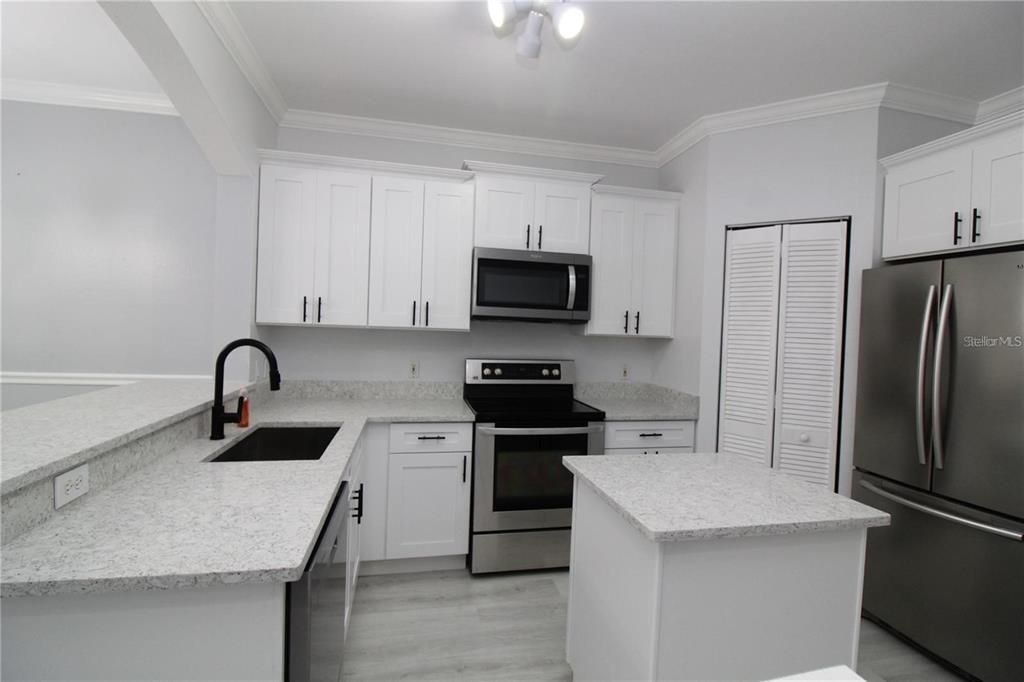 En Renta: $2,200 (2 camas, 2 baños, 1205 Pies cuadrados)