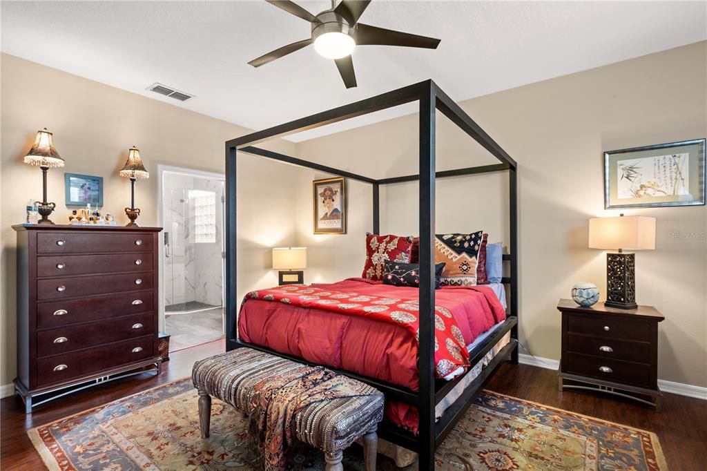 待售: $350,000 (3 贝兹, 2 浴室, 1587 平方英尺)