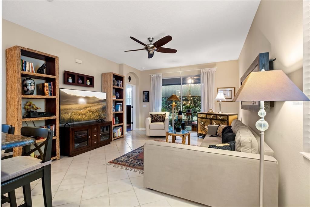 待售: $350,000 (3 贝兹, 2 浴室, 1587 平方英尺)