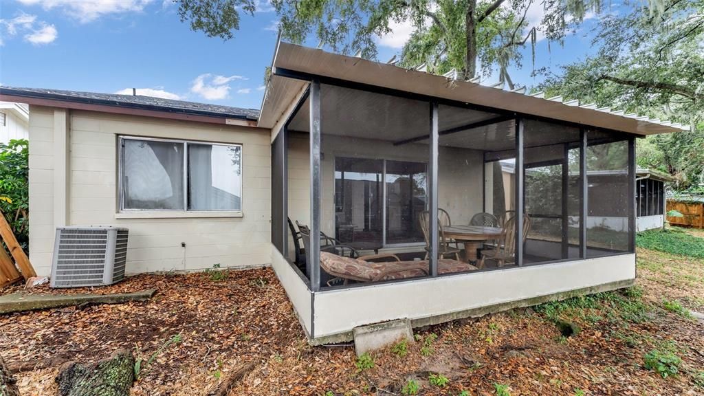 На продажу: $200,000 (3 спален, 2 ванн, 1158 Квадратных фут)