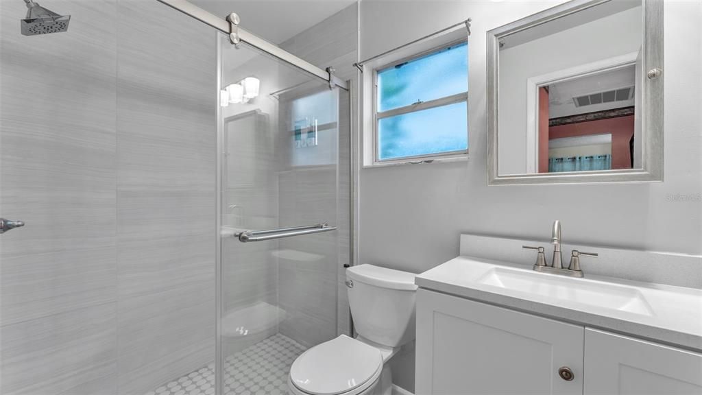 На продажу: $200,000 (3 спален, 2 ванн, 1158 Квадратных фут)