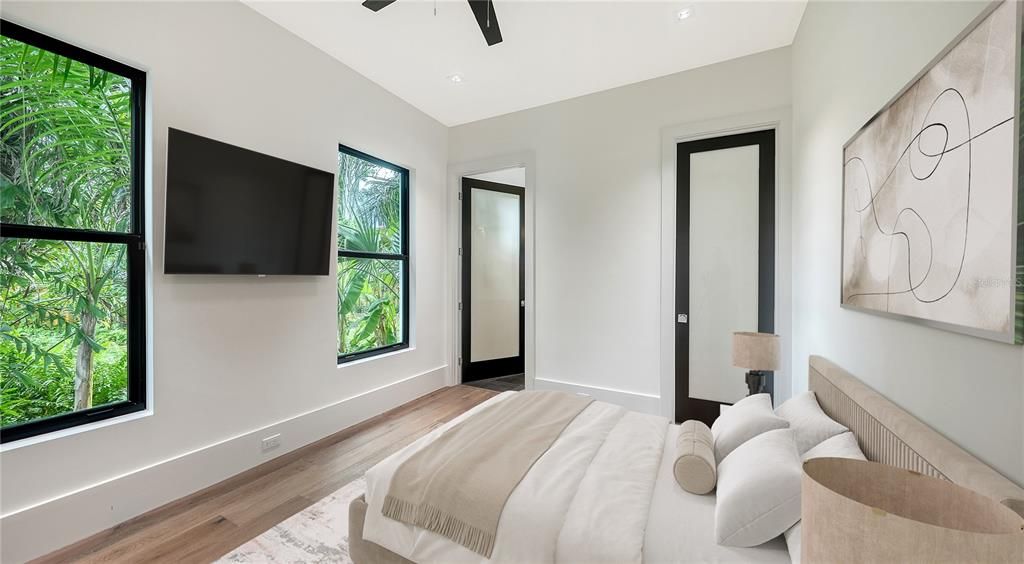 En Venta: $5,695,000 (5 camas, 5 baños, 4545 Pies cuadrados)