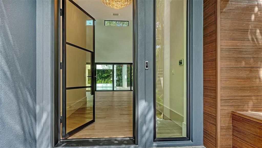 En Venta: $5,695,000 (5 camas, 5 baños, 4545 Pies cuadrados)