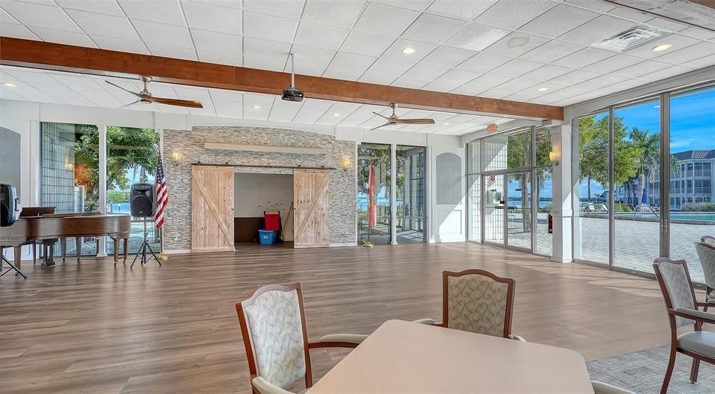 En Venta: $495,000 (2 camas, 2 baños, 928 Pies cuadrados)