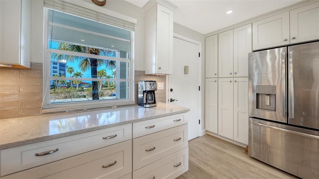 En Venta: $495,000 (2 camas, 2 baños, 928 Pies cuadrados)