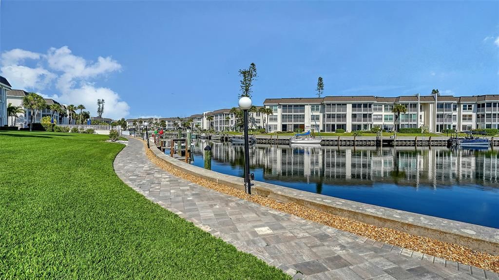 En Venta: $495,000 (2 camas, 2 baños, 928 Pies cuadrados)