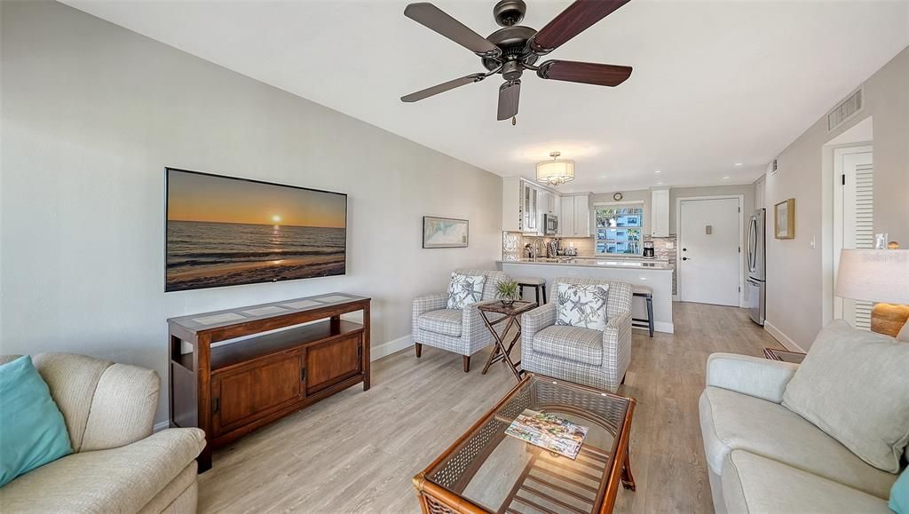 En Venta: $495,000 (2 camas, 2 baños, 928 Pies cuadrados)