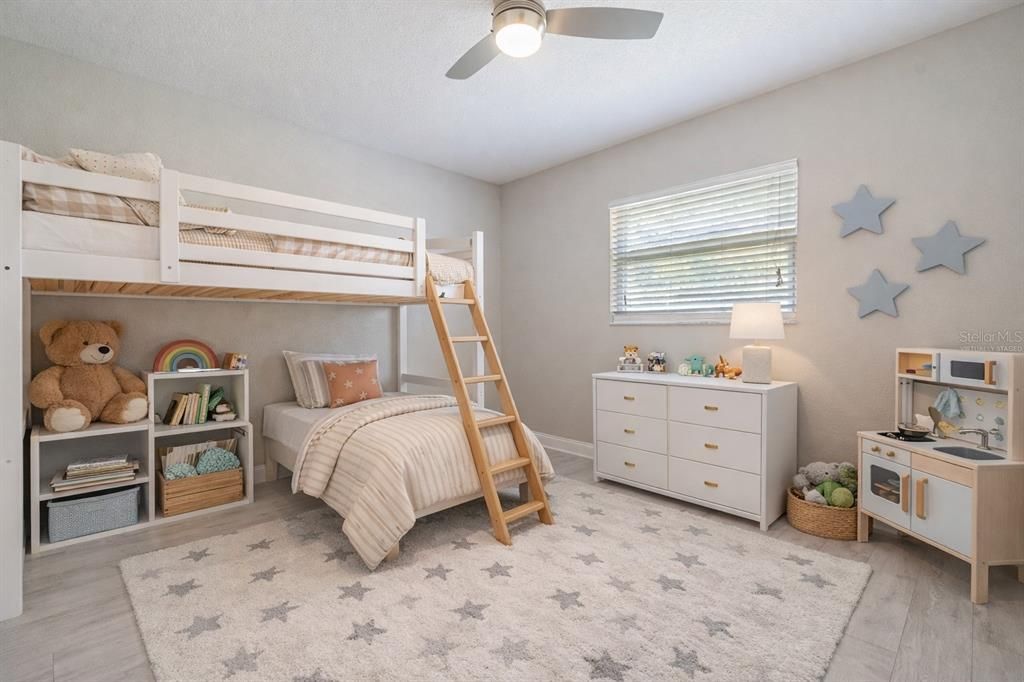 For Rent: $3,500 (3 beds, 2 baths, 1367 Square Feet)