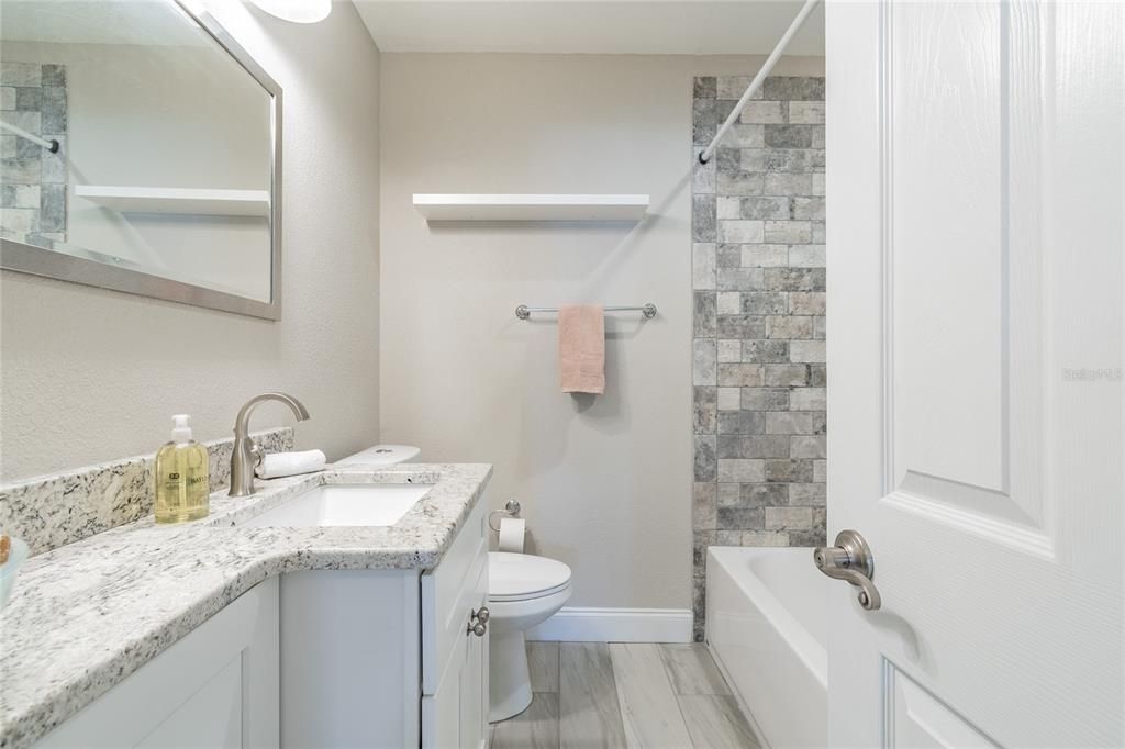 For Rent: $3,500 (3 beds, 2 baths, 1367 Square Feet)