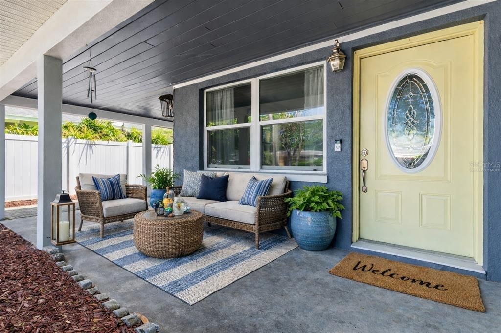 For Rent: $3,500 (3 beds, 2 baths, 1367 Square Feet)