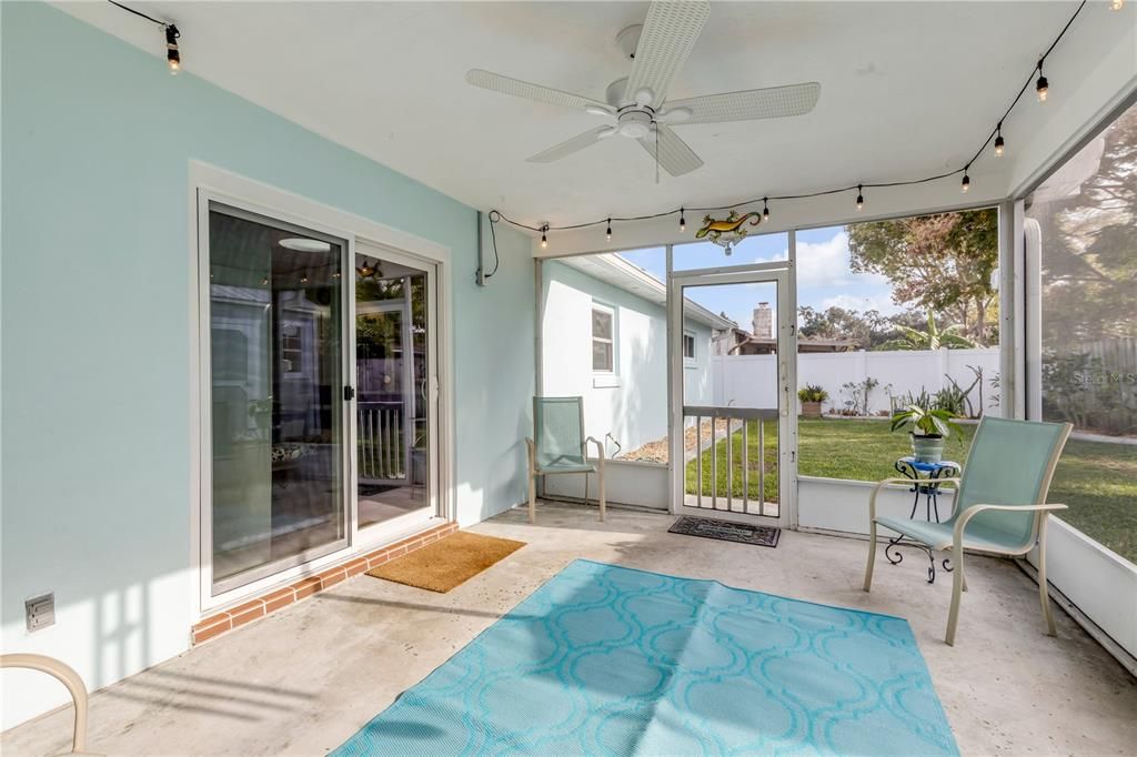 En Venta: $335,000 (3 camas, 2 baños, 1386 Pies cuadrados)