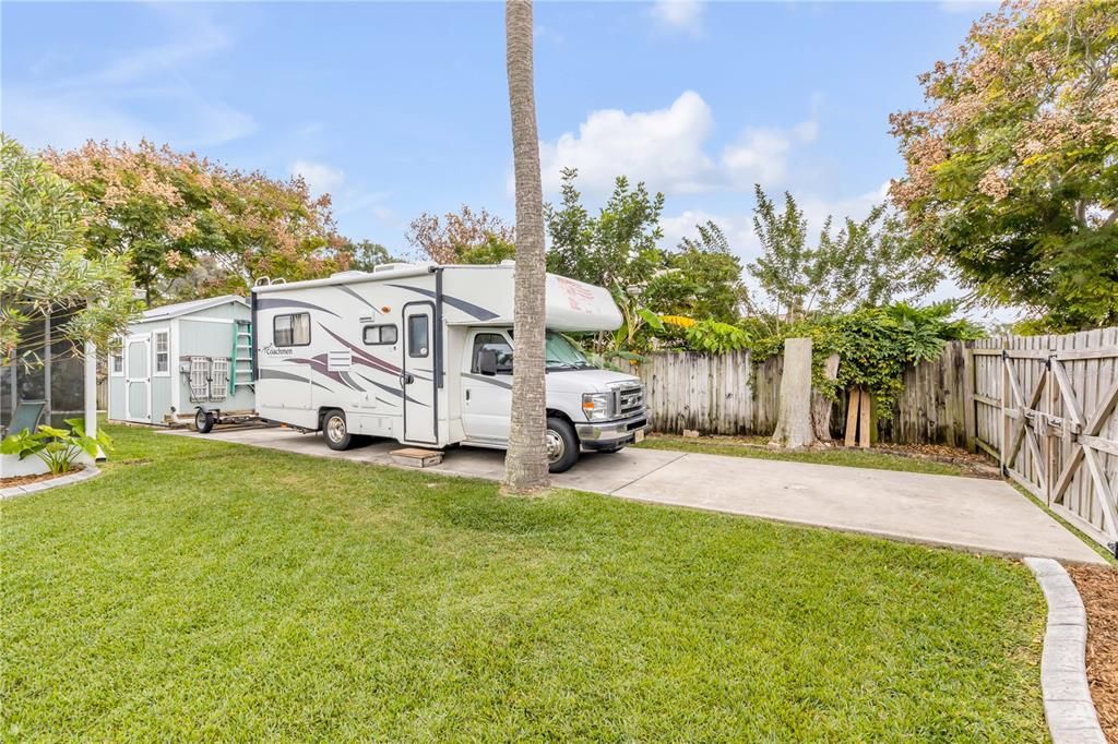 En Venta: $335,000 (3 camas, 2 baños, 1386 Pies cuadrados)