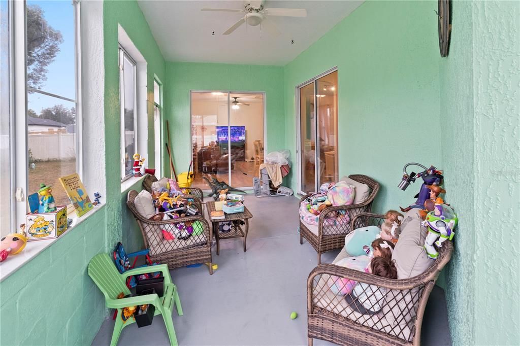 For Sale: $289,000 (3 beds, 2 baths, 2132 Square Feet)