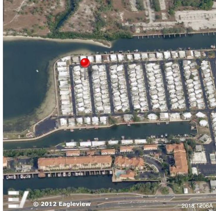 En Venta: $225,000 (2 camas, 2 baños, 880 Pies cuadrados)