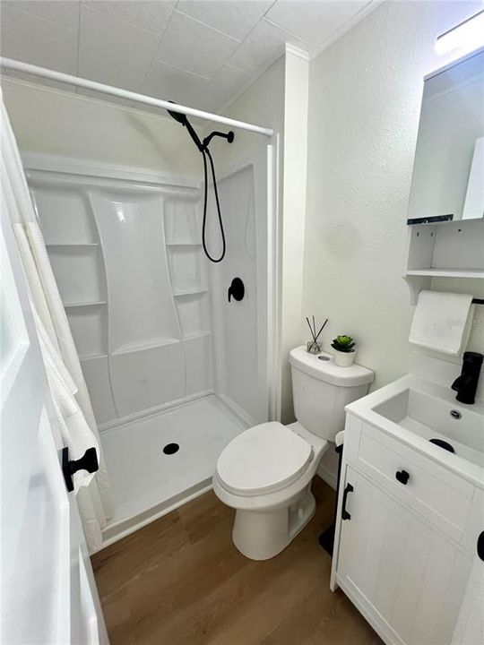 En Venta: $225,000 (2 camas, 2 baños, 880 Pies cuadrados)