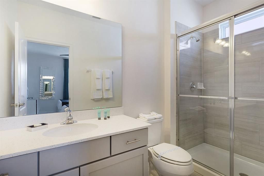 На продажу: $975,000 (11 спален, 11 ванн, 4887 Квадратных фут)