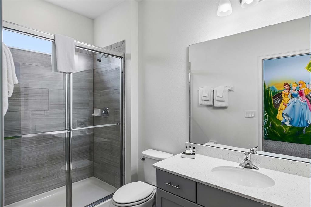 На продажу: $975,000 (11 спален, 11 ванн, 4887 Квадратных фут)