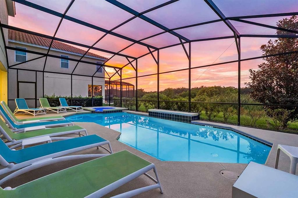 На продажу: $975,000 (11 спален, 11 ванн, 4887 Квадратных фут)