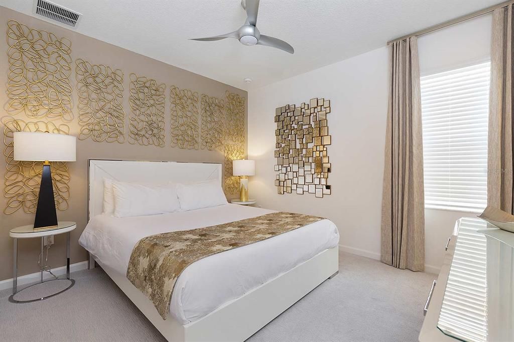 На продажу: $975,000 (11 спален, 11 ванн, 4887 Квадратных фут)