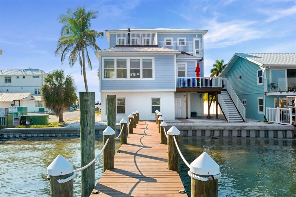 待售: $3,299,000 (3 贝兹, 2 浴室, 2237 平方英尺)