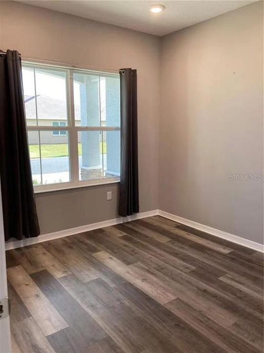 For Rent: $3,000 (3 beds, 2 baths, 2365 Square Feet)