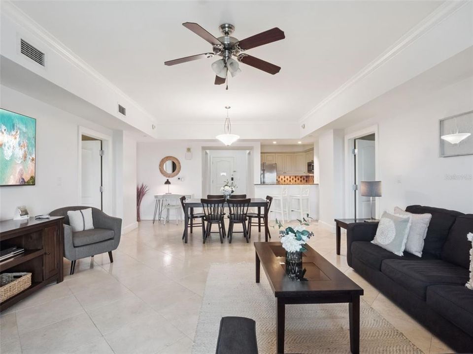 For Sale: $395,000 (2 beds, 2 baths, 1430 Square Feet)