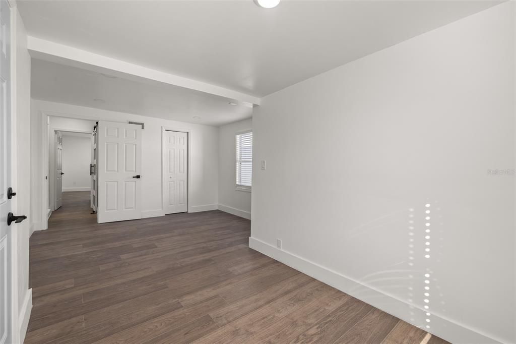 For Sale: $302,999 (4 beds, 2 baths, 1248 Square Feet)