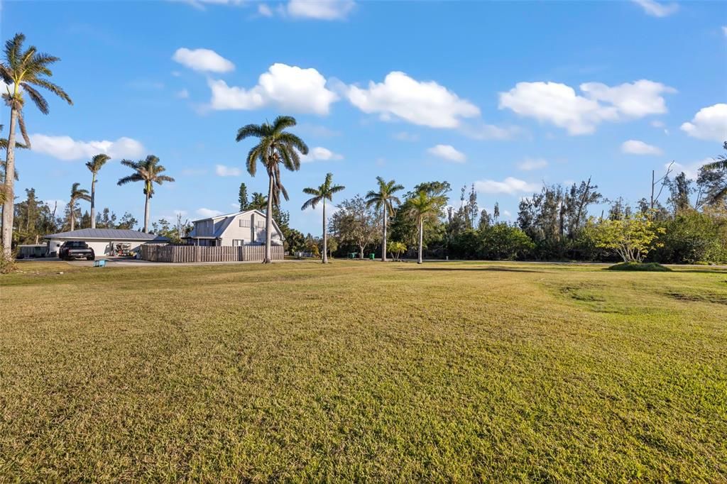 For Sale: $302,999 (4 beds, 2 baths, 1248 Square Feet)