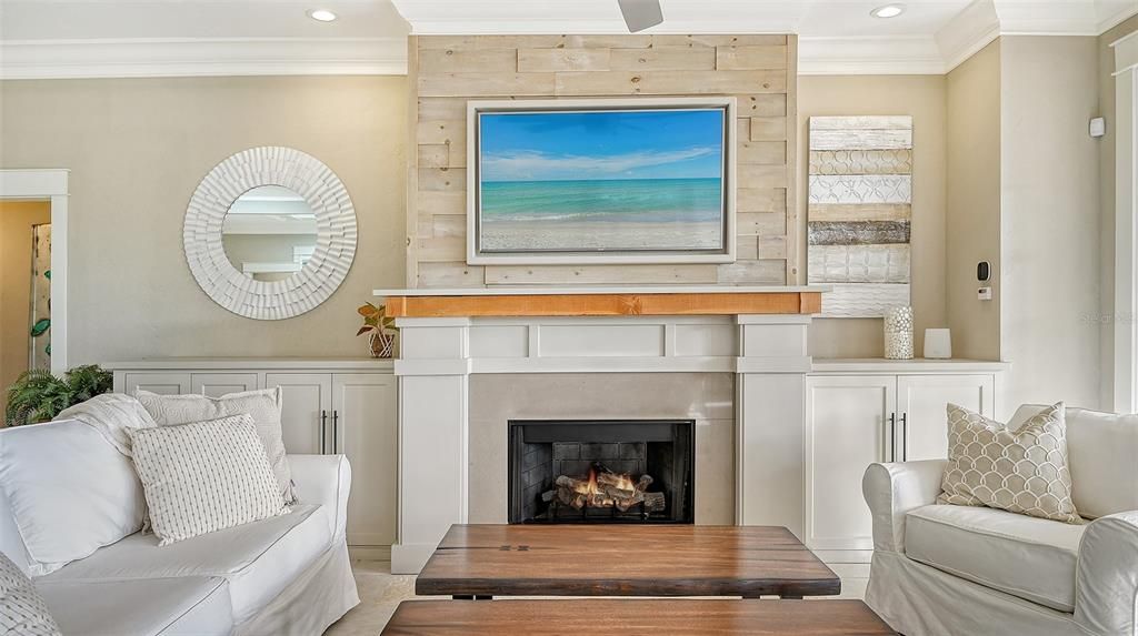 En Venta: $1,999,500 (3 camas, 2 baños, 2216 Pies cuadrados)