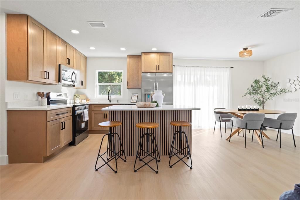 待售: $362,000 (3 贝兹, 2 浴室, 1300 平方英尺)