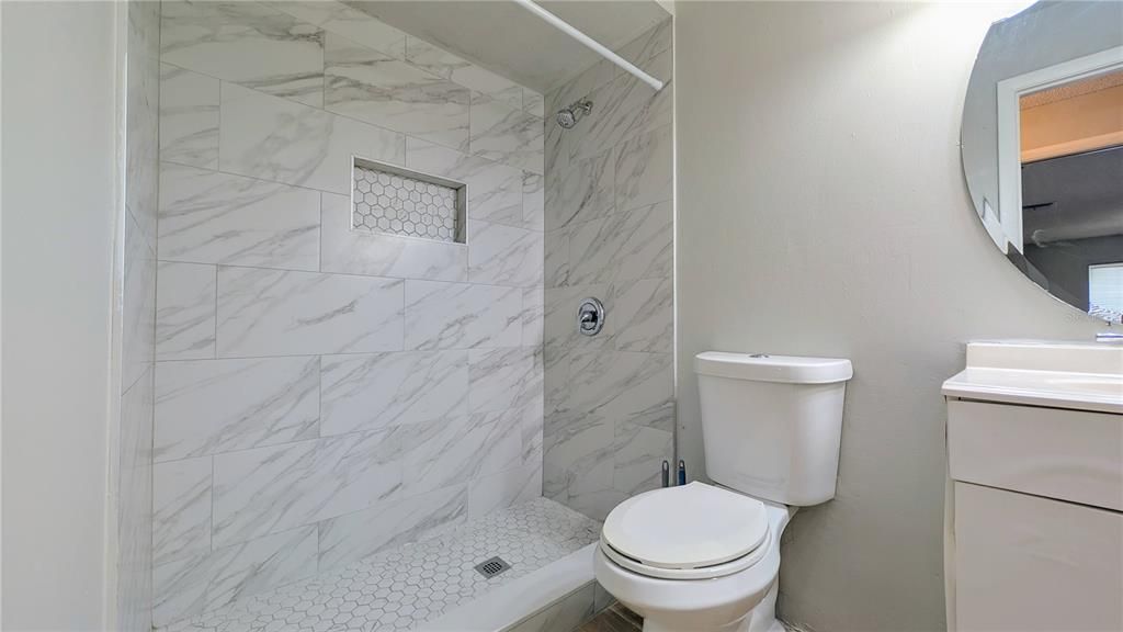 出租: $1,500 (2 贝兹, 2 浴室, 957 平方英尺)