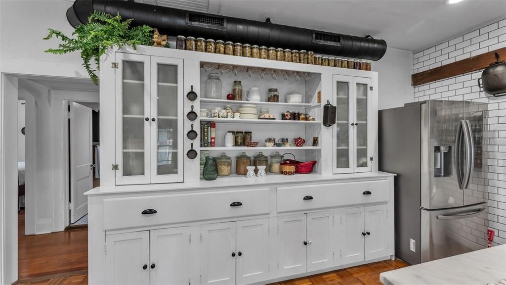 На продажу: $529,900 (3 спален, 2 ванн, 2050 Квадратных фут)