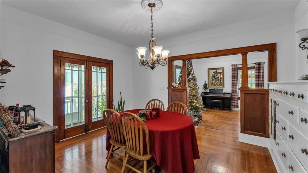 На продажу: $529,900 (3 спален, 2 ванн, 2050 Квадратных фут)