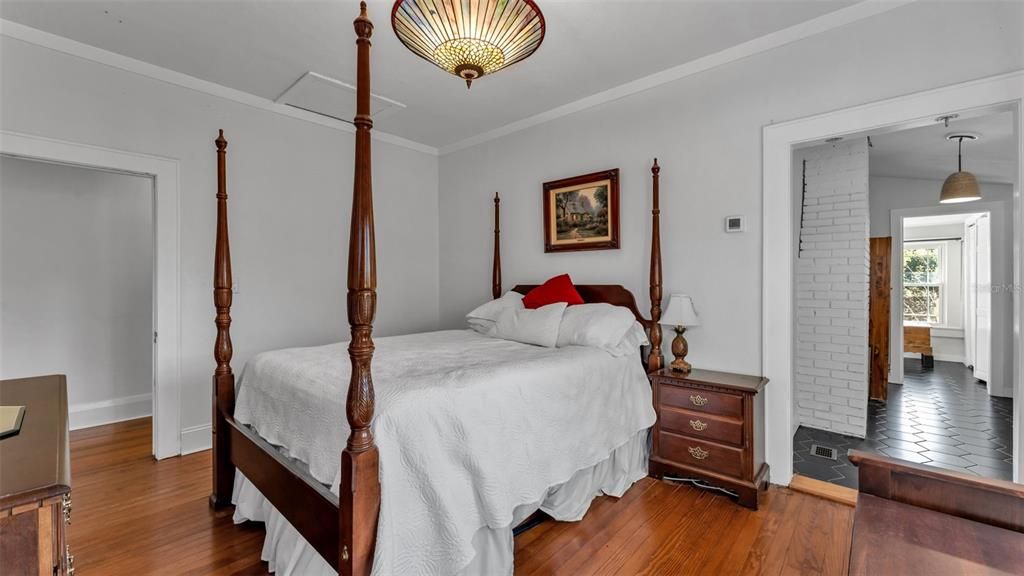 На продажу: $529,900 (3 спален, 2 ванн, 2050 Квадратных фут)