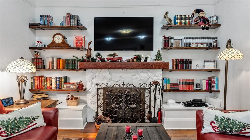 На продажу: $529,900 (3 спален, 2 ванн, 2050 Квадратных фут)