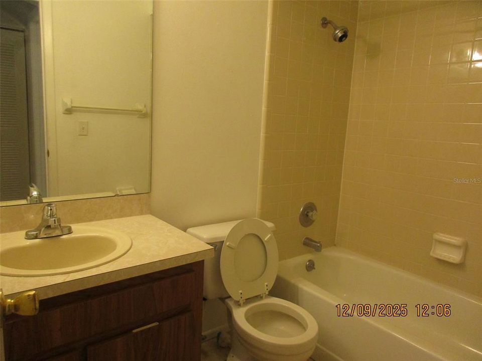 For Rent: $1,650 (2 beds, 2 baths, 960 Square Feet)