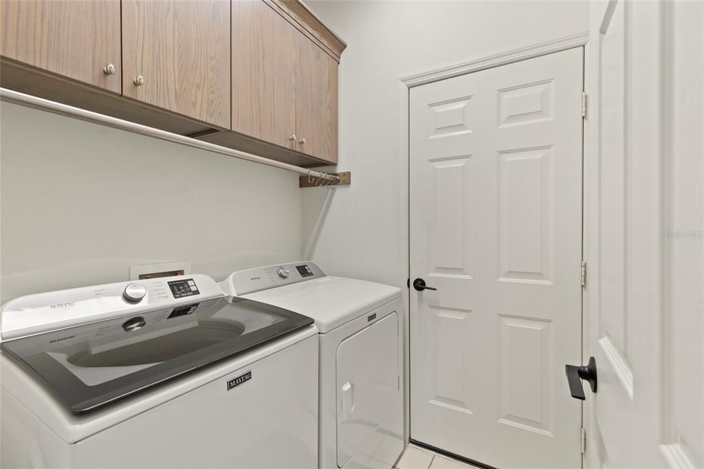 For Sale: $515,000 (2 beds, 2 baths, 1722 Square Feet)