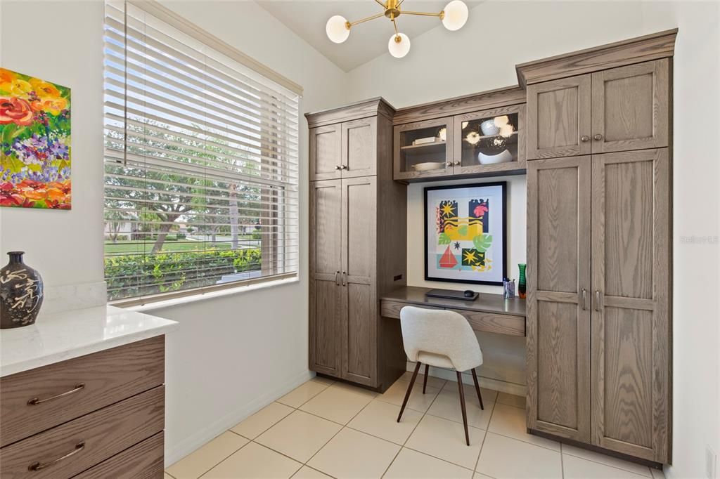 For Sale: $515,000 (2 beds, 2 baths, 1722 Square Feet)