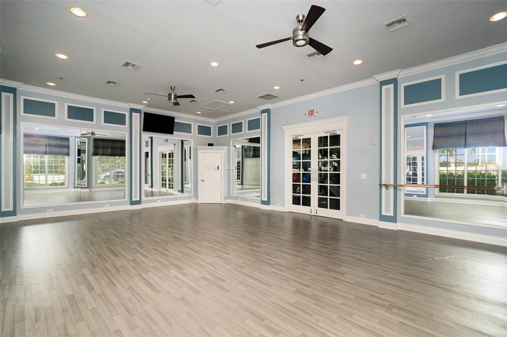 For Sale: $515,000 (2 beds, 2 baths, 1722 Square Feet)